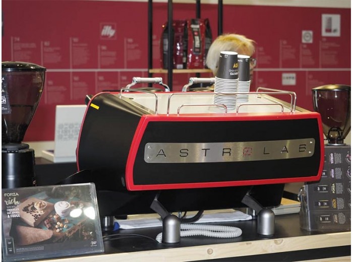 Fiamma Astrolab Multiboiler Tall Cup Espresso Kahve Makinesi, 2 Gruplu, Beyaz Fiamma Astrolab Multiboiler Tall Cup Espresso Kahve Makinesi, 2 Gruplu, Beyaz
