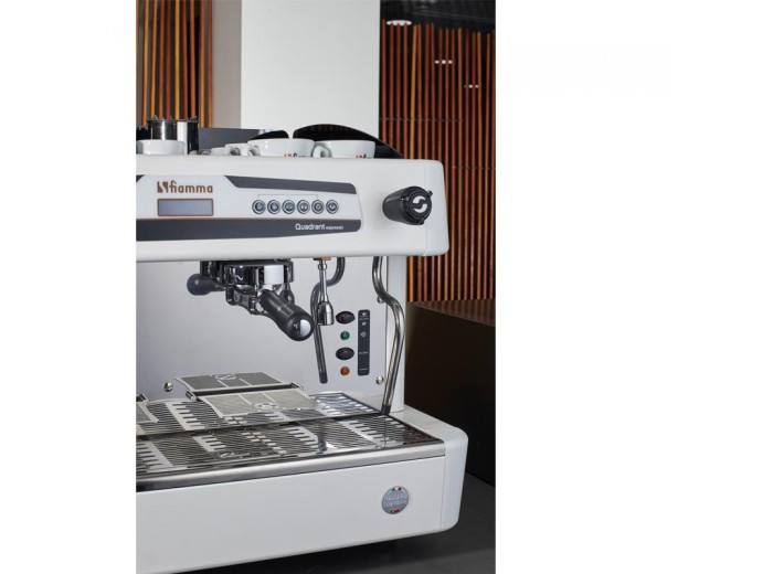 Fiamma Quadrant 2 DSP TC Espresso Kahve Makinesi, 2 Gruplu, Beyaz Fiamma Quadrant 2 DSP TC Espresso Kahve Makinesi, 2 Gruplu, Beyaz