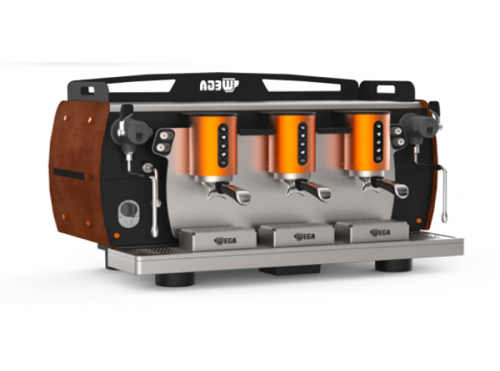 Wega WBAR EVD3 Espresso Kahve Makinesi, Üç Gruplu, 5000 W, 17 Litre Boyler Wega WBAR EVD3 Espresso Kahve Makinesi, Üç Gruplu, 5000 W, 17 Litre Boyler