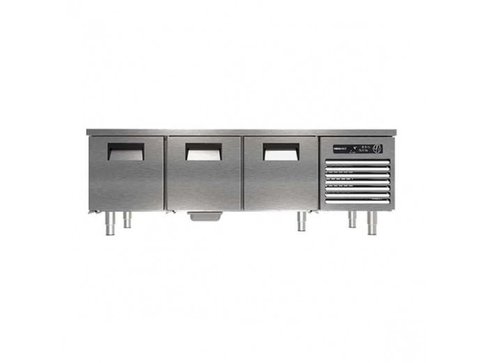 Portabianco CAU-3D70 Cihaz Altı Uzun Derin Dondurucu, Üç Kapılı, 280 Litre, 200*70*60 cm Portabianco CAU-3D70 Cihaz Altı Uzun Derin Dondurucu, Üç Kapılı, 280 Litre, 200*70*60 cm